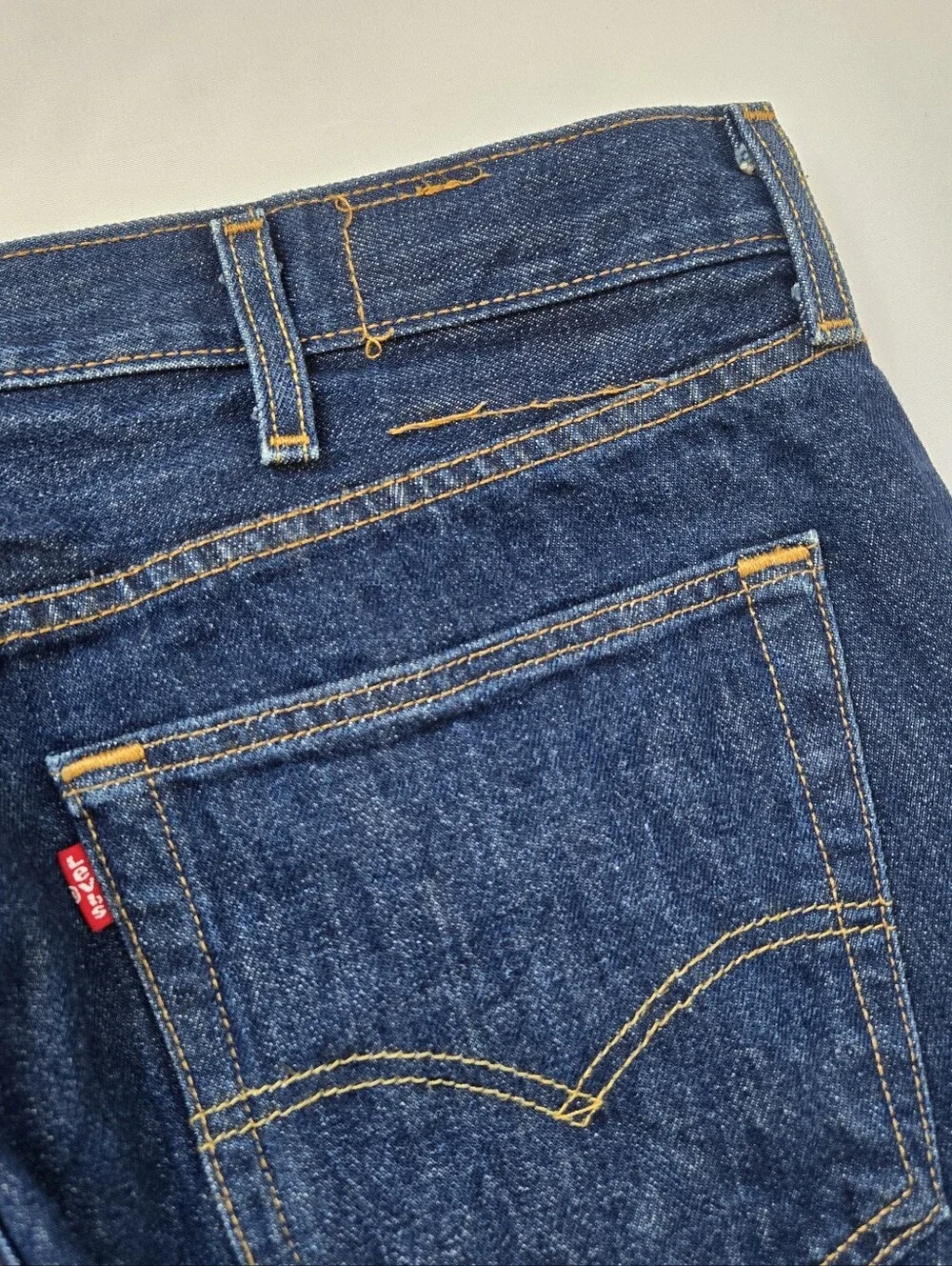 Levi's 501 Jeans Men's 38x32 Dark Wash Button Fly Straight Leg Classic Denim